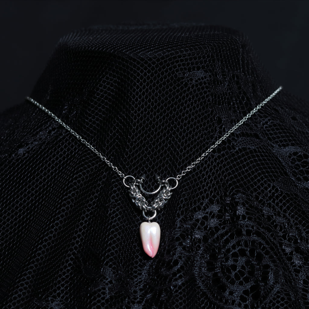BASICS - Baby Bite Necklace